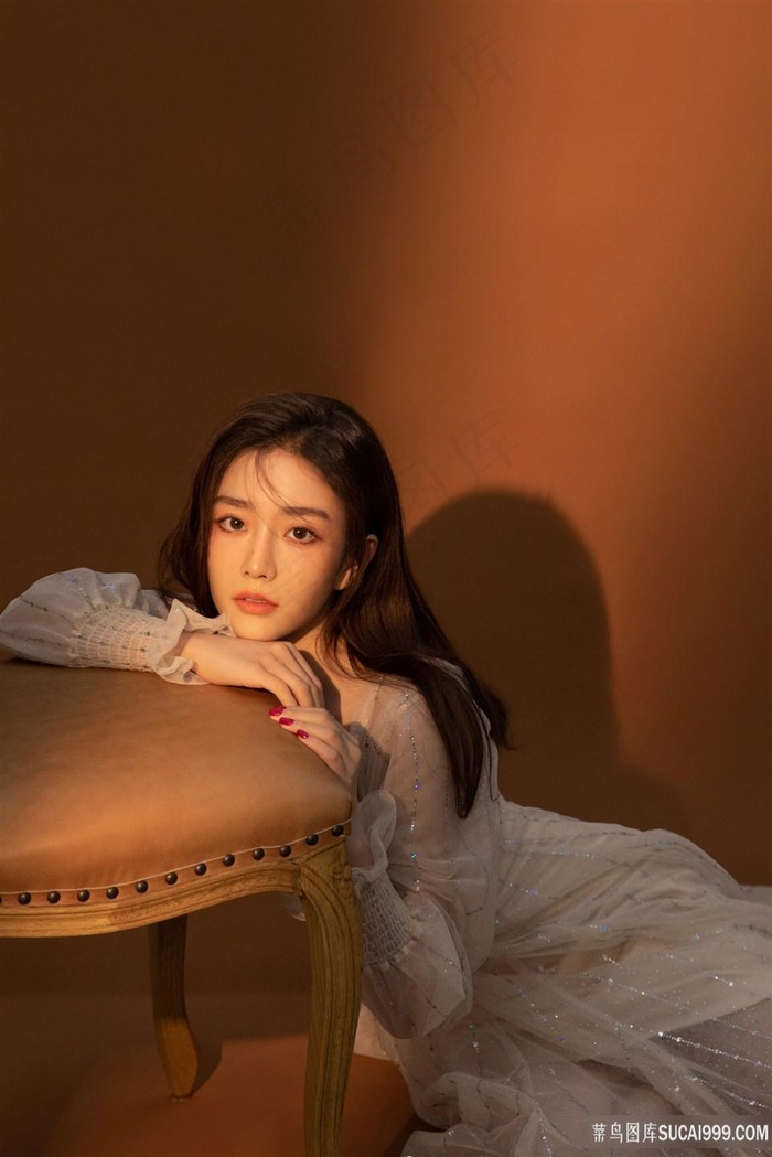 2制服诱惑字幕版(朱茵钟真)