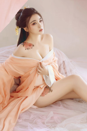 宫锁沉香迅雷下载