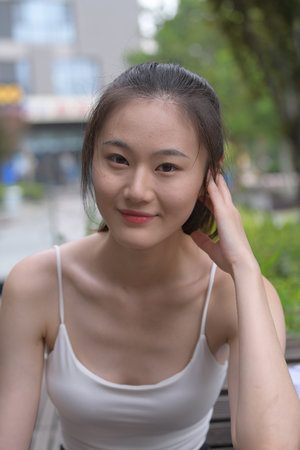 还珠格格成年版